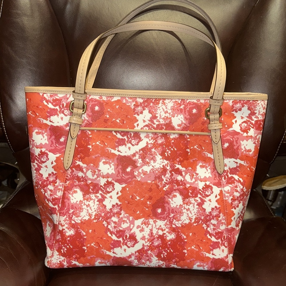 New Coach Peyton Floral Leather Zip Top Tote **Read description** - Picture 4 of 16